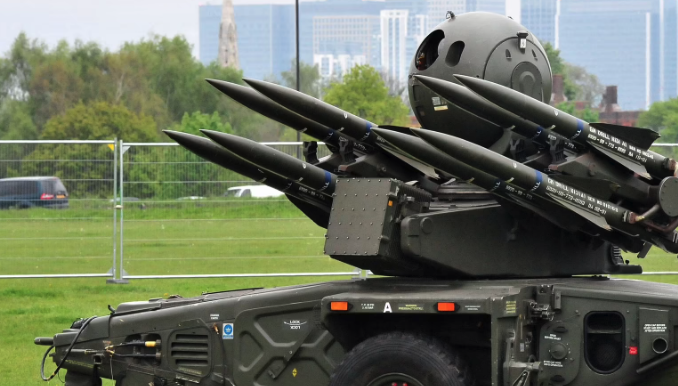 1,000 Rapier Missiles: UK Helps Ukraine Control The Sky